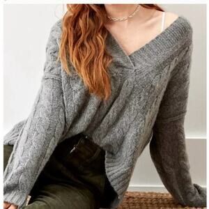 Womens American Eagle Cable Knit  Oversized Sweater Hoodie Size Medium